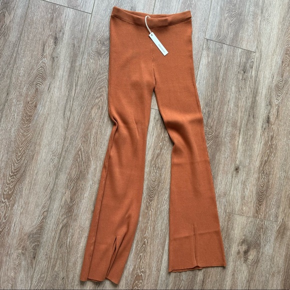 Crescent auburn lounge set - new! - Picture 4 of 4